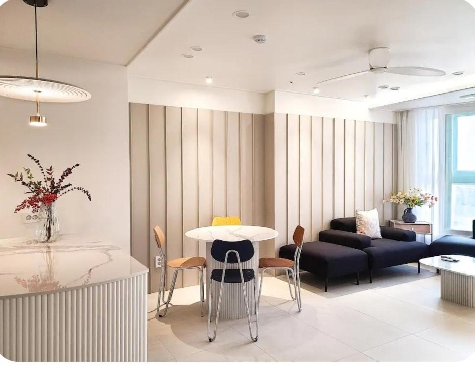 Haeundae Lavender House-Irua Hotel بوسان المظهر الخارجي الصورة